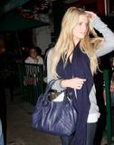 Jessica Simpson candid
